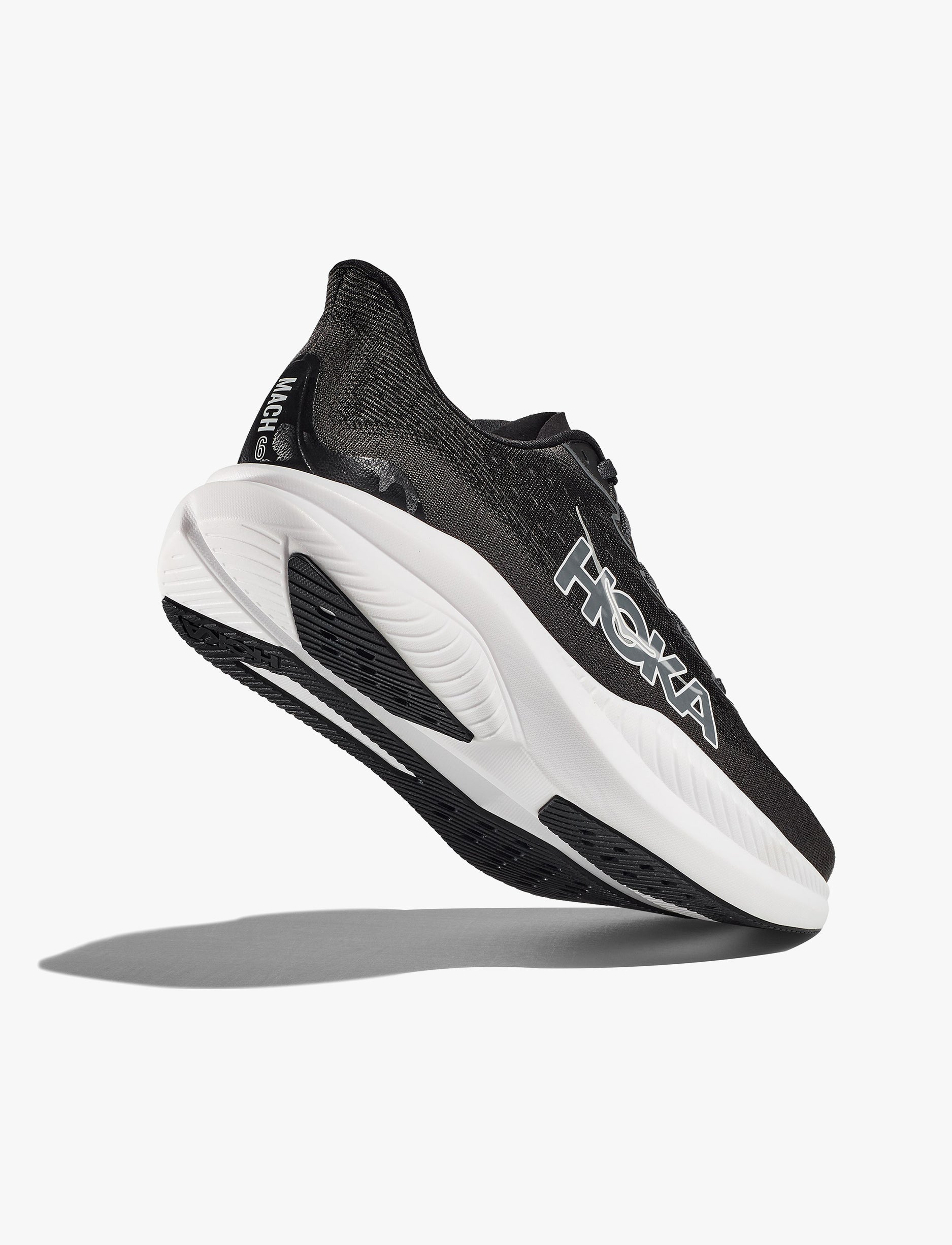 MACH 6 WIDE - נעלי ספורט הוקה לגברים מאך 6 רחבות בצבע שחור/לבן
