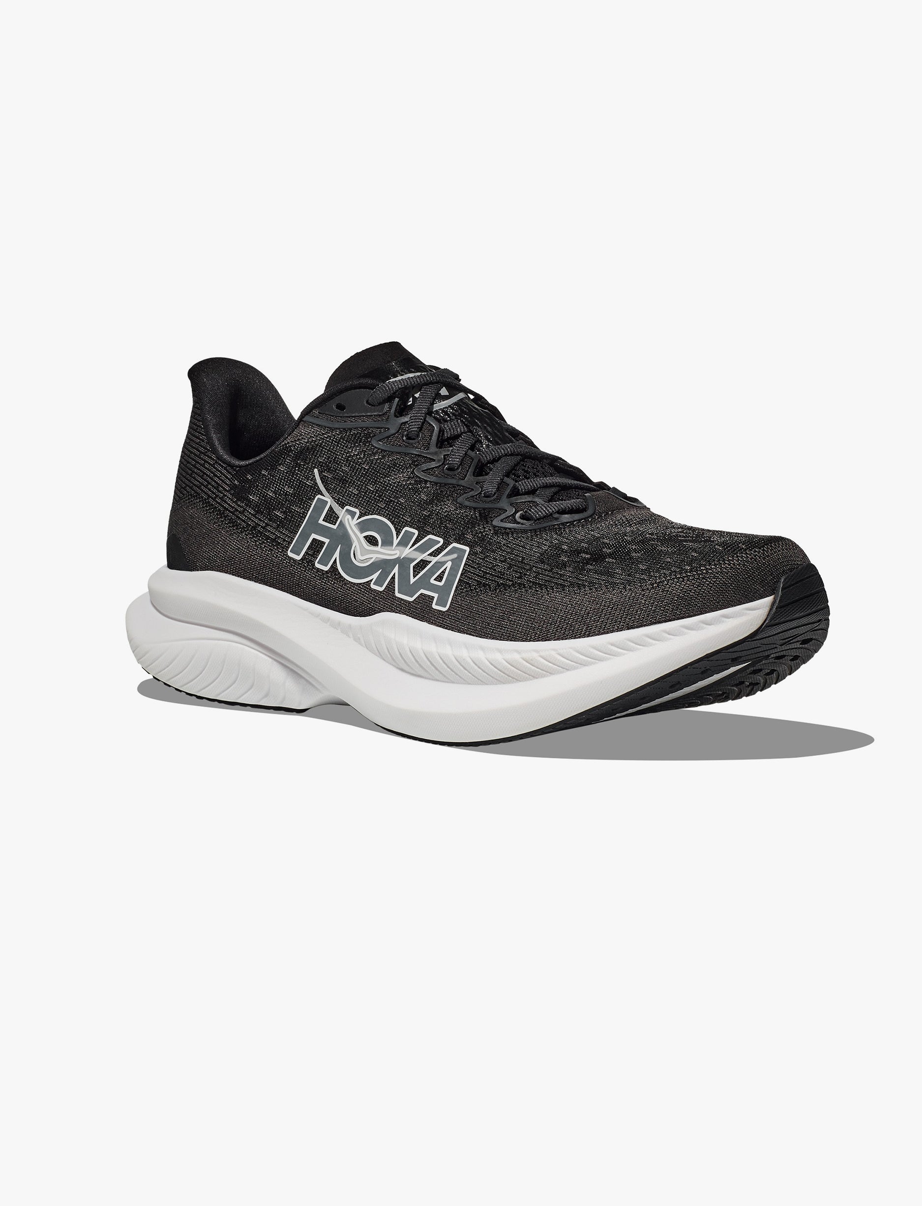 MACH 6 WIDE - נעלי ספורט הוקה לנשים מאך 6 רחבות בצבע שחור/לבן