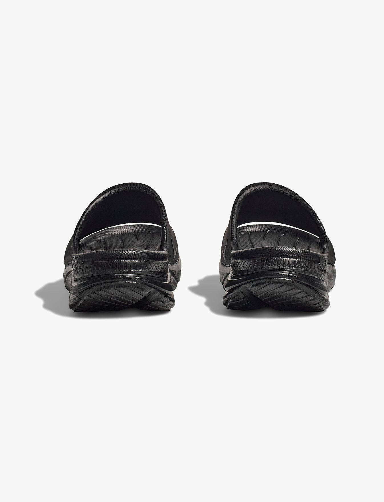 HOKA ORA ATHLETIC SLIDE - כפכפי אורה אתלטיקס סלייד בצבע שחור/לבן