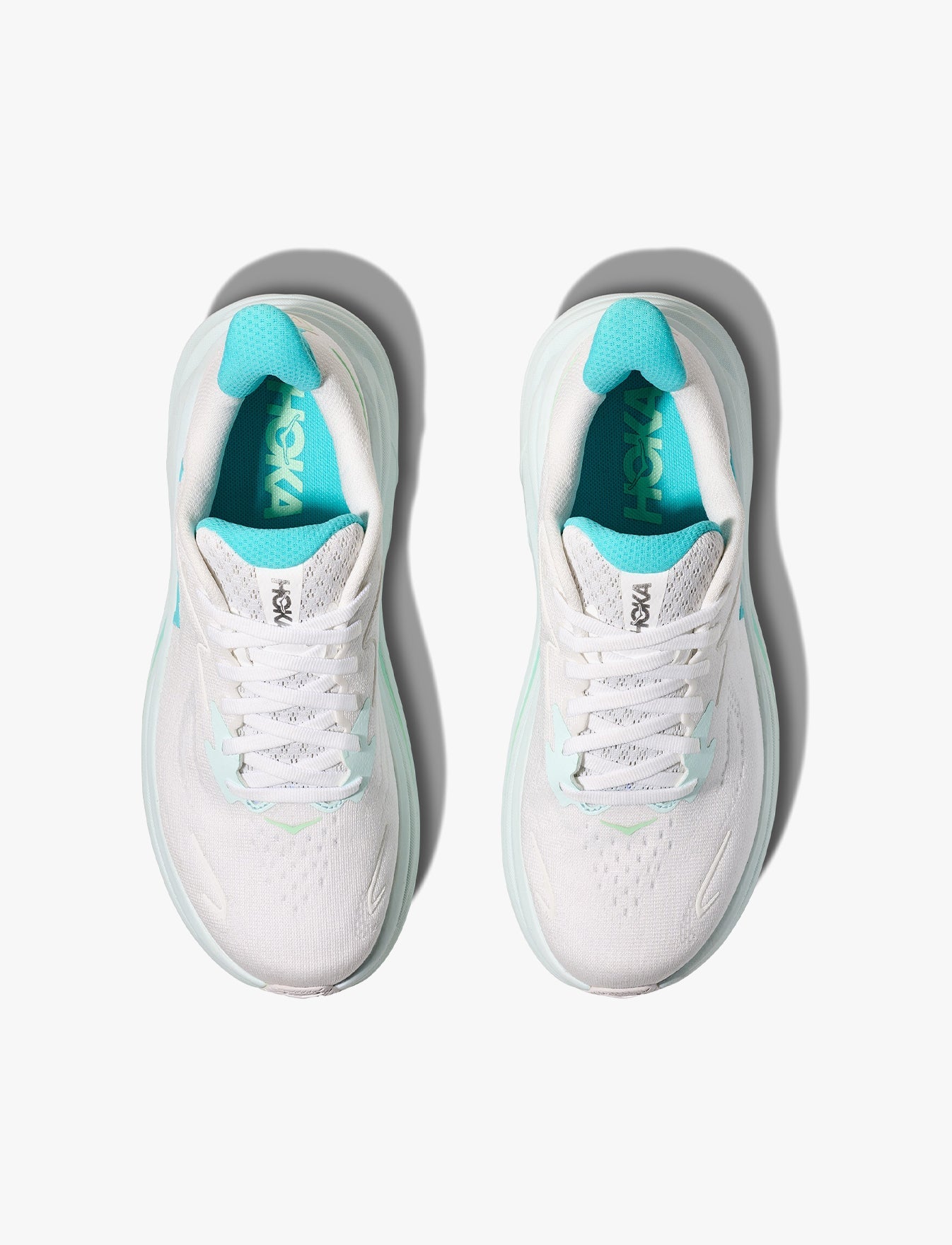 HOKA CLIFTON 10 - נעלי ספורט נשים הוקה קליפטון 10 בצבע לבן/כחול סיאלו