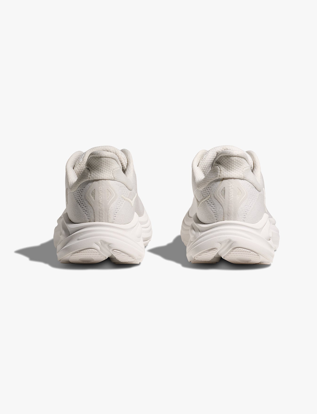 HOKA CLIFTON 10 - נעלי ספורט נשים הוקה קליפטון 10 בצבע לבן/לבן