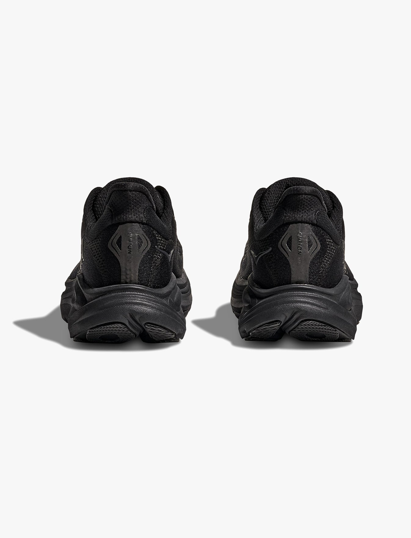 HOKA CLIFTON WIDE 10 - נעלי ספורט גברים הוקה קליפטון 10 רחבות בצבע שחור/שחור