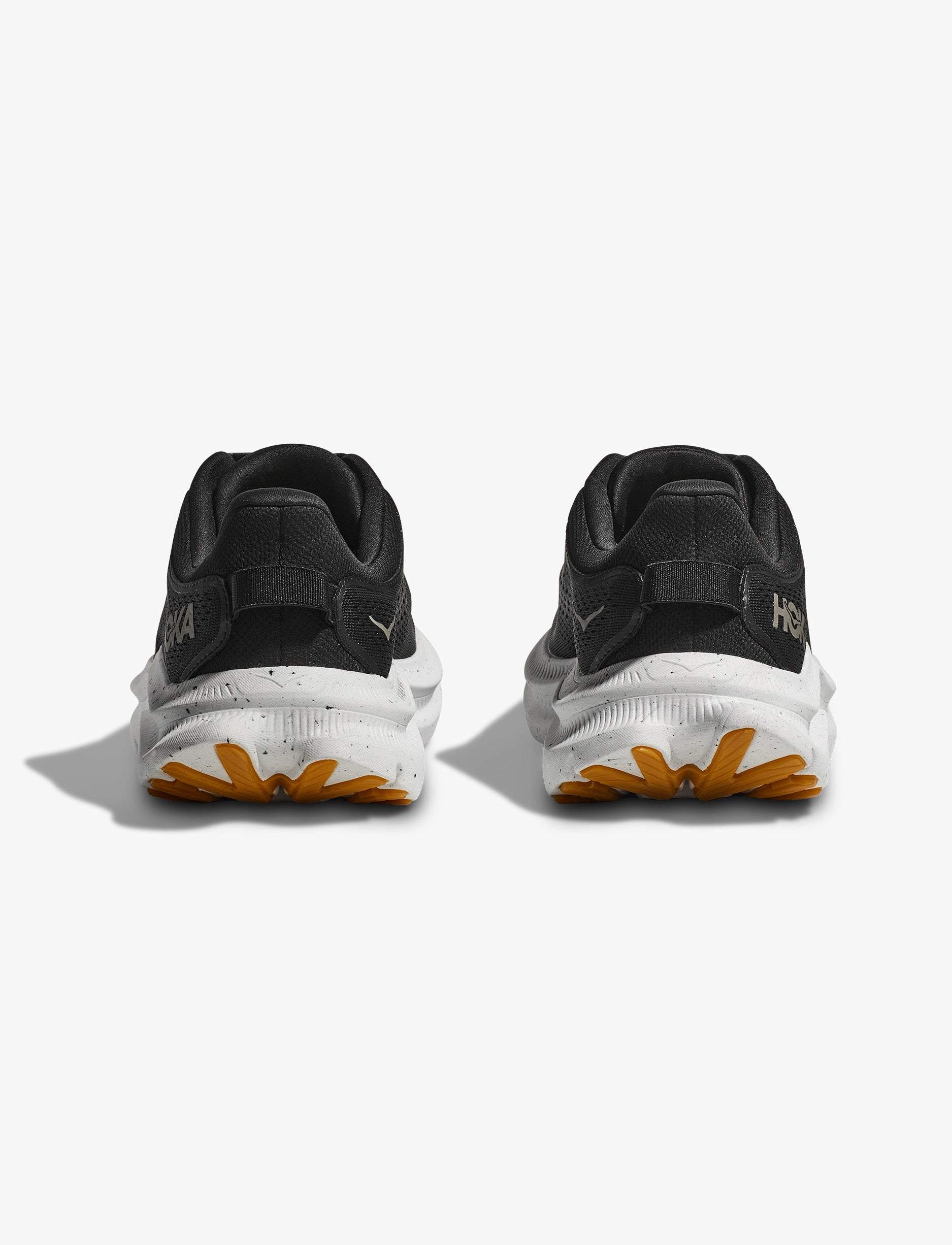 HOKA KAWANA 2 - נעלי ספורט הוקה קאוונה 2 לנשים בצבע שחור/לבן