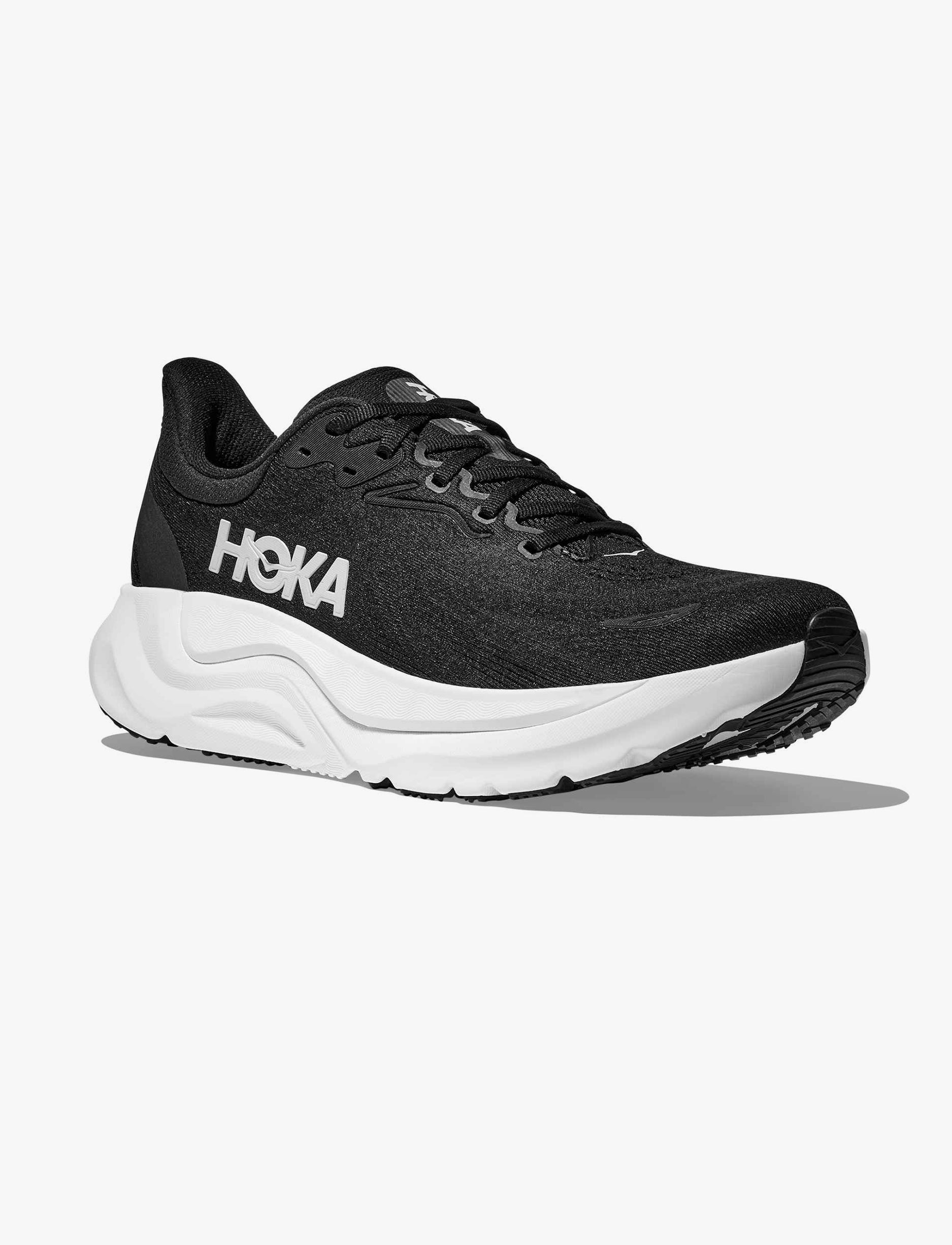 HOKA Arahi Wide 8 - נעלי ספורט נשים הוקה ארהי 8 רחבות בצבע שחור/לבן