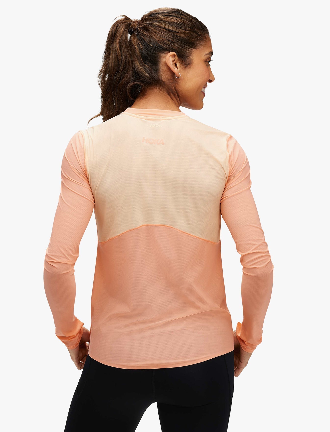 חולצת ריצה טי אירולייט- שרוול ארוך לנשים - W AIROLITE RUN LONG SLEEVE בצבע כתום