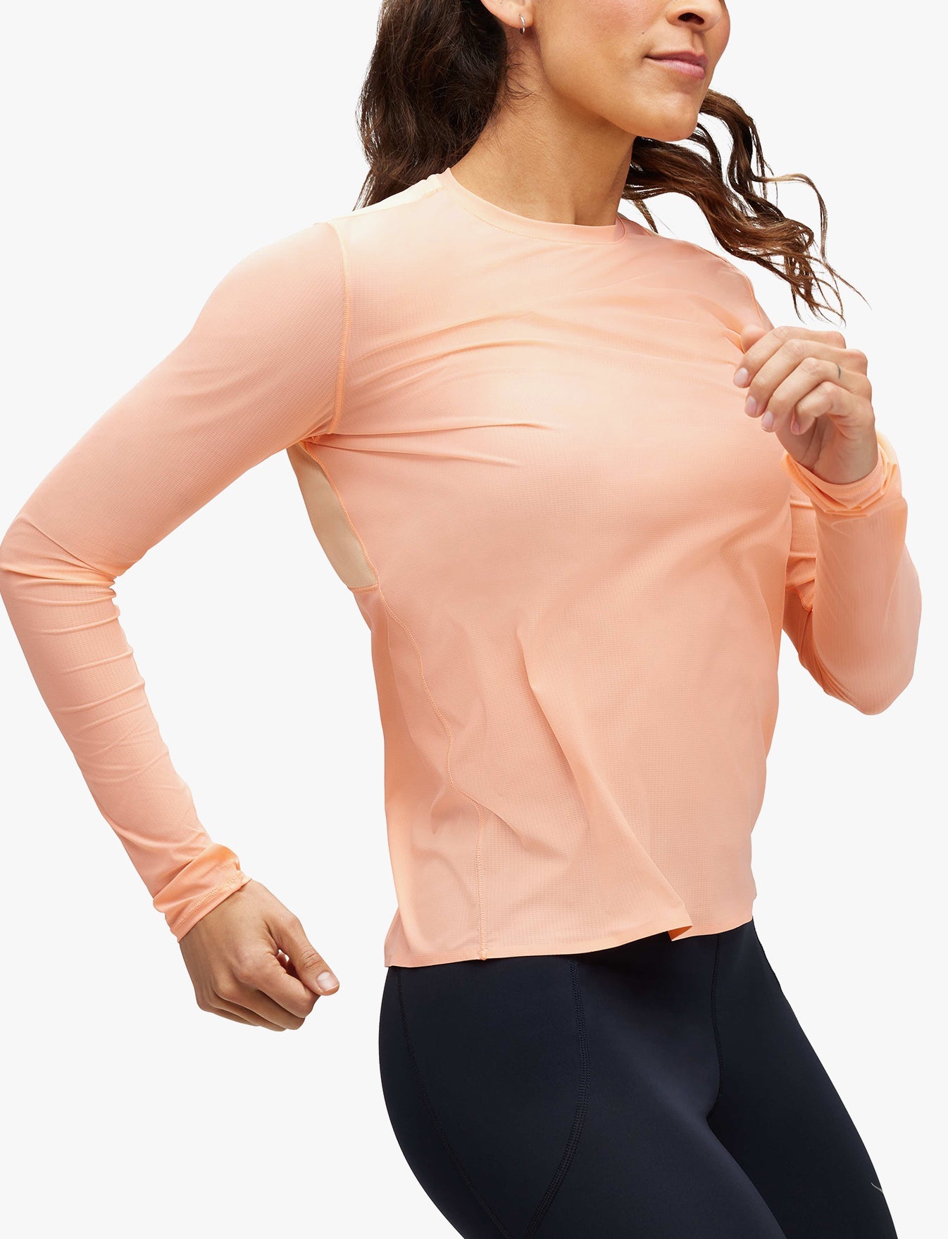 חולצת ריצה טי אירולייט- שרוול ארוך לנשים - W AIROLITE RUN LONG SLEEVE בצבע כתום