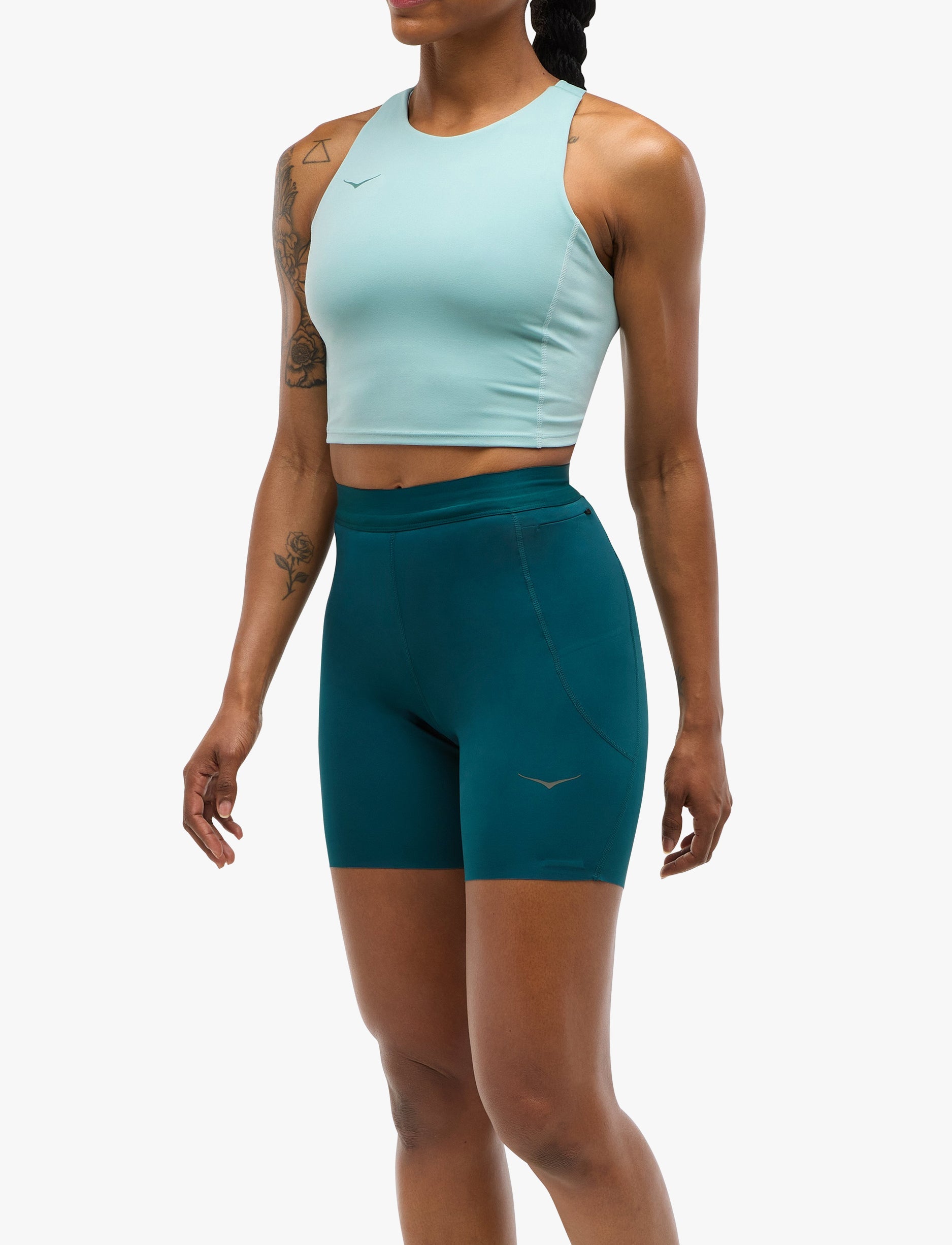 HOKA Novafly 6'' Knit Short - מכנסי ריצה והליכה לנשים נובה פליי בצבע כחול דמדומים