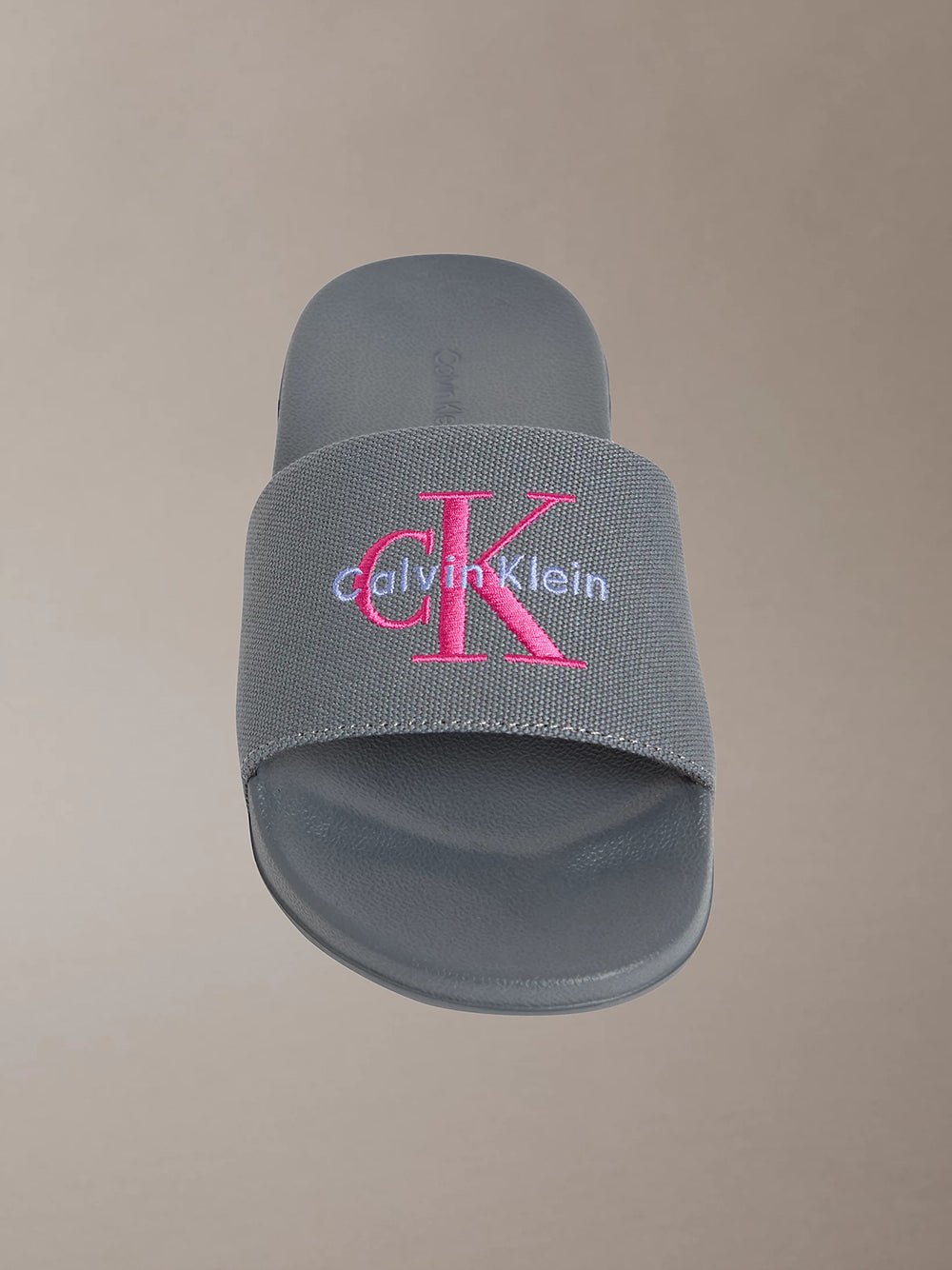 כפכפי קלווין קליין Canvas Contoured Logo Sliders נשים