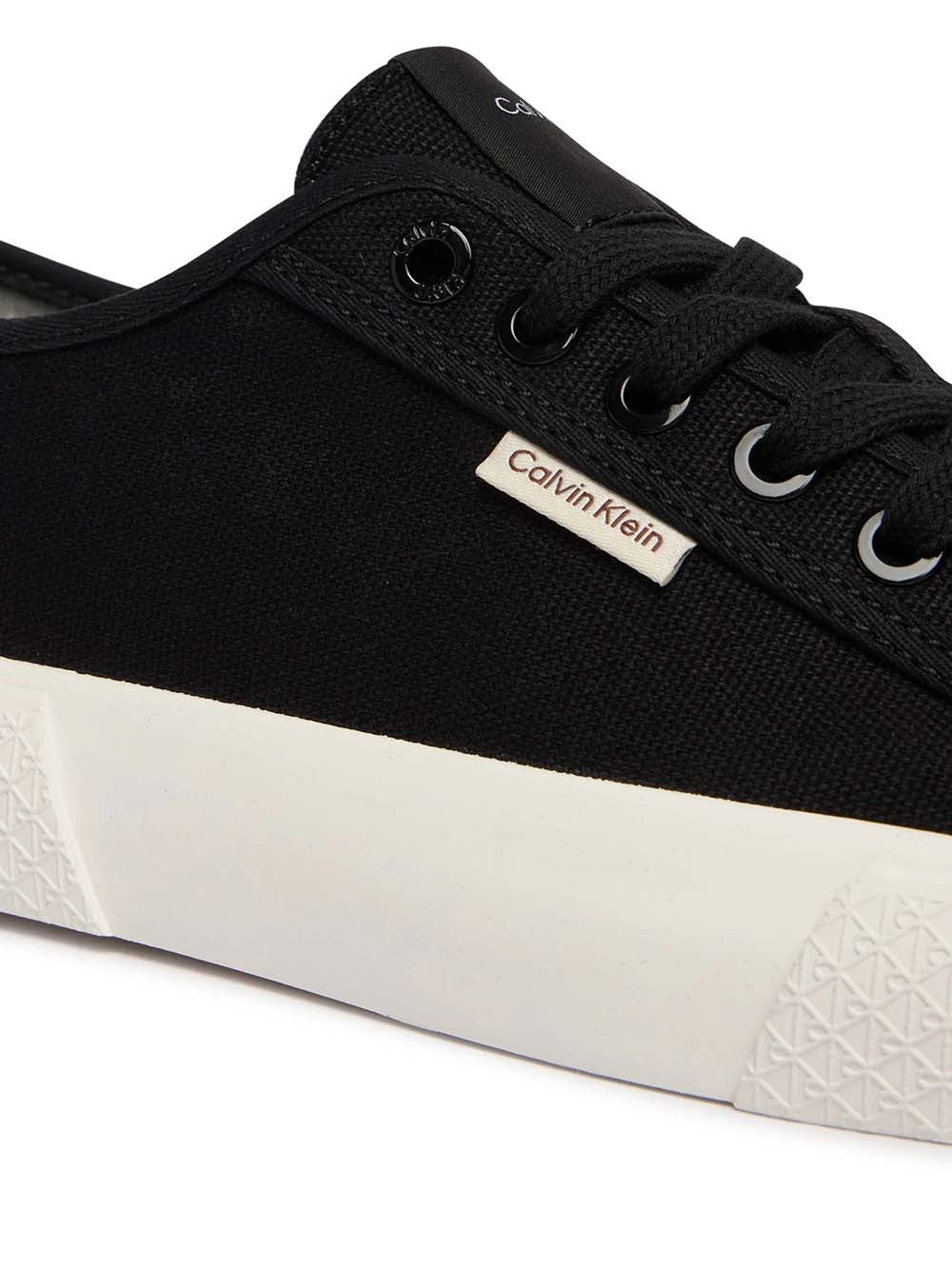 נעלי קלווין קליין Luna - Canvas Emblem Logo Trainers נשים