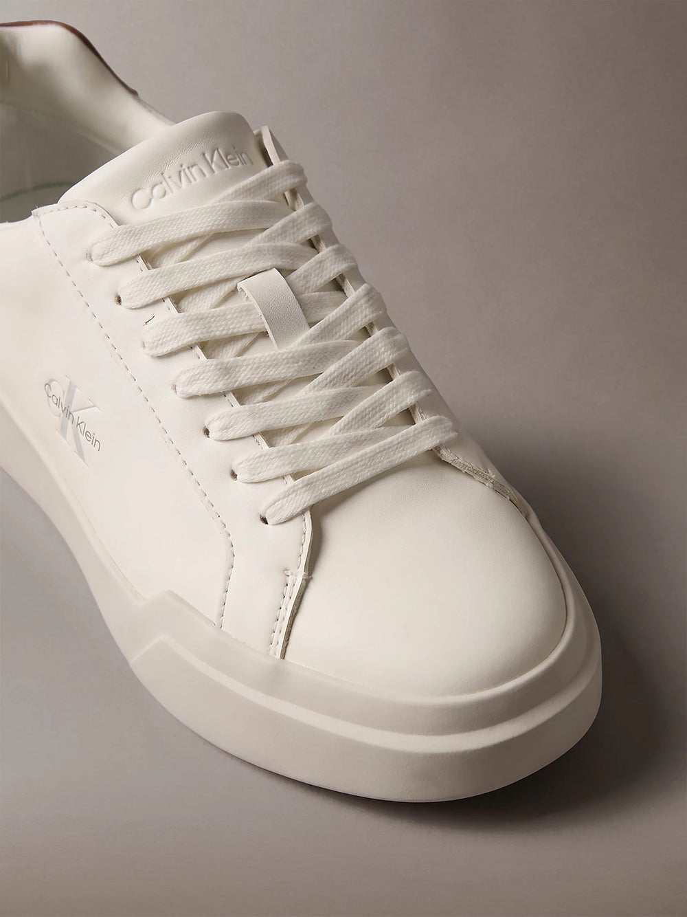 נעלי קלווין קליין Leather Durable Traction Chunky Trainers נשים - ck-HW0HW03223-0F4-36