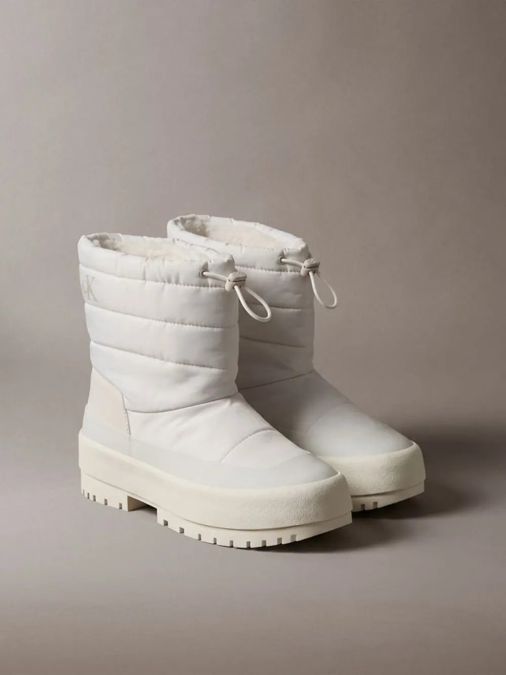 מגפי קלווין קליין Vulcanised Flatform Snow נשים - ck-HW0HW03245-066-36