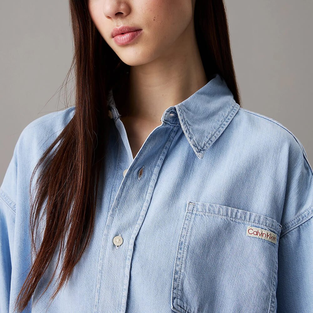 חולצה מכופתרת קלווין קליין Oversized Denim נשים