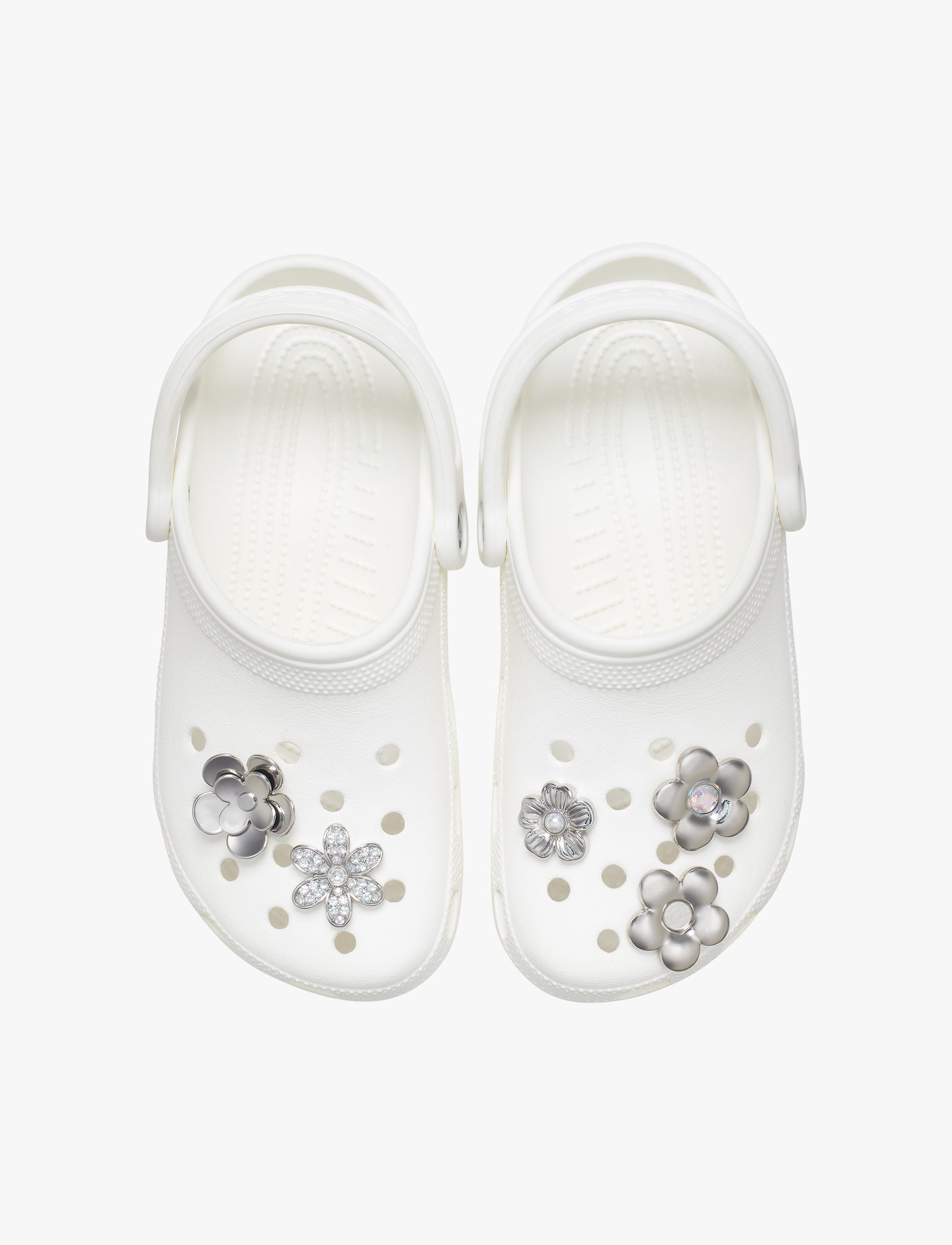 Crocs Jibbitz Monochrome Slvr Flwrs - מארז 5 ג'יביטים קרוקס