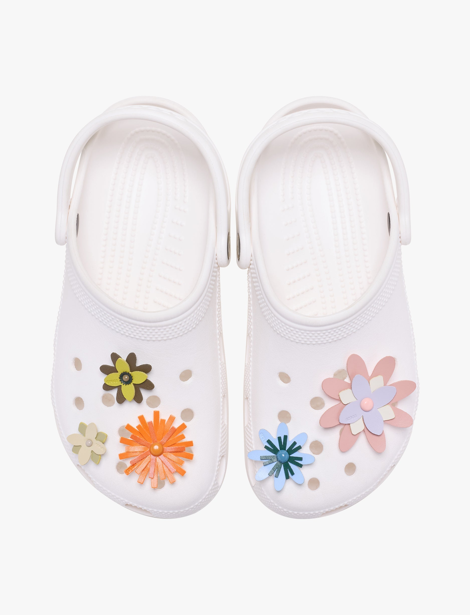 Crocs Faux Leather Floral - מארז 5 ג'יביטים קרוקס