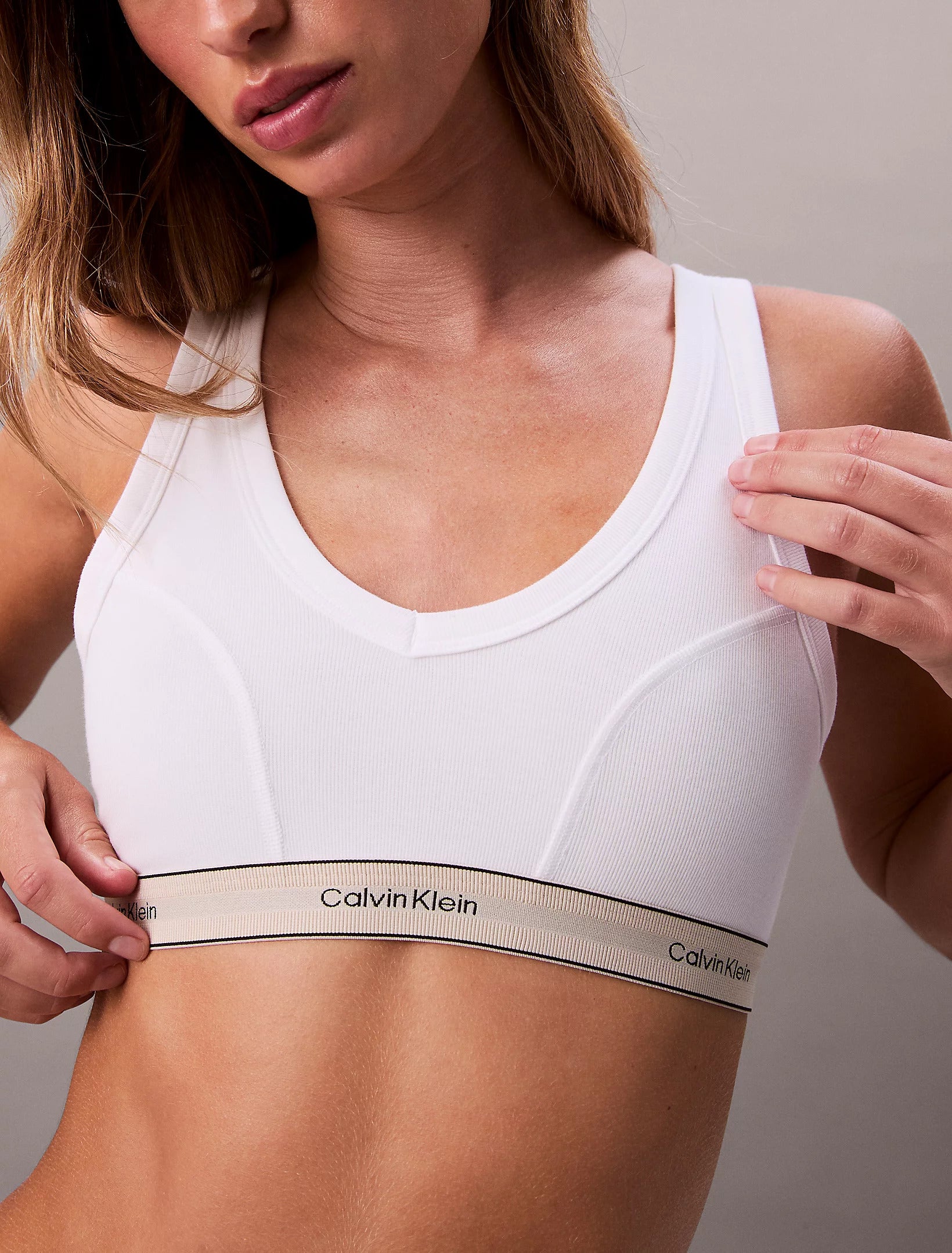 חזייה קלווין קליין Lightly Lined Triangle Bralette - Heritage Cotton Stretch נשים