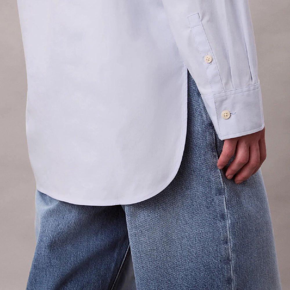 חולצה מכופתרת קלווין קליין Relaxed Poplin נשים