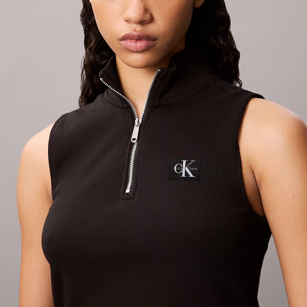 גופיה קלווין קליין Sleeveless Quarter Zip Top נשים