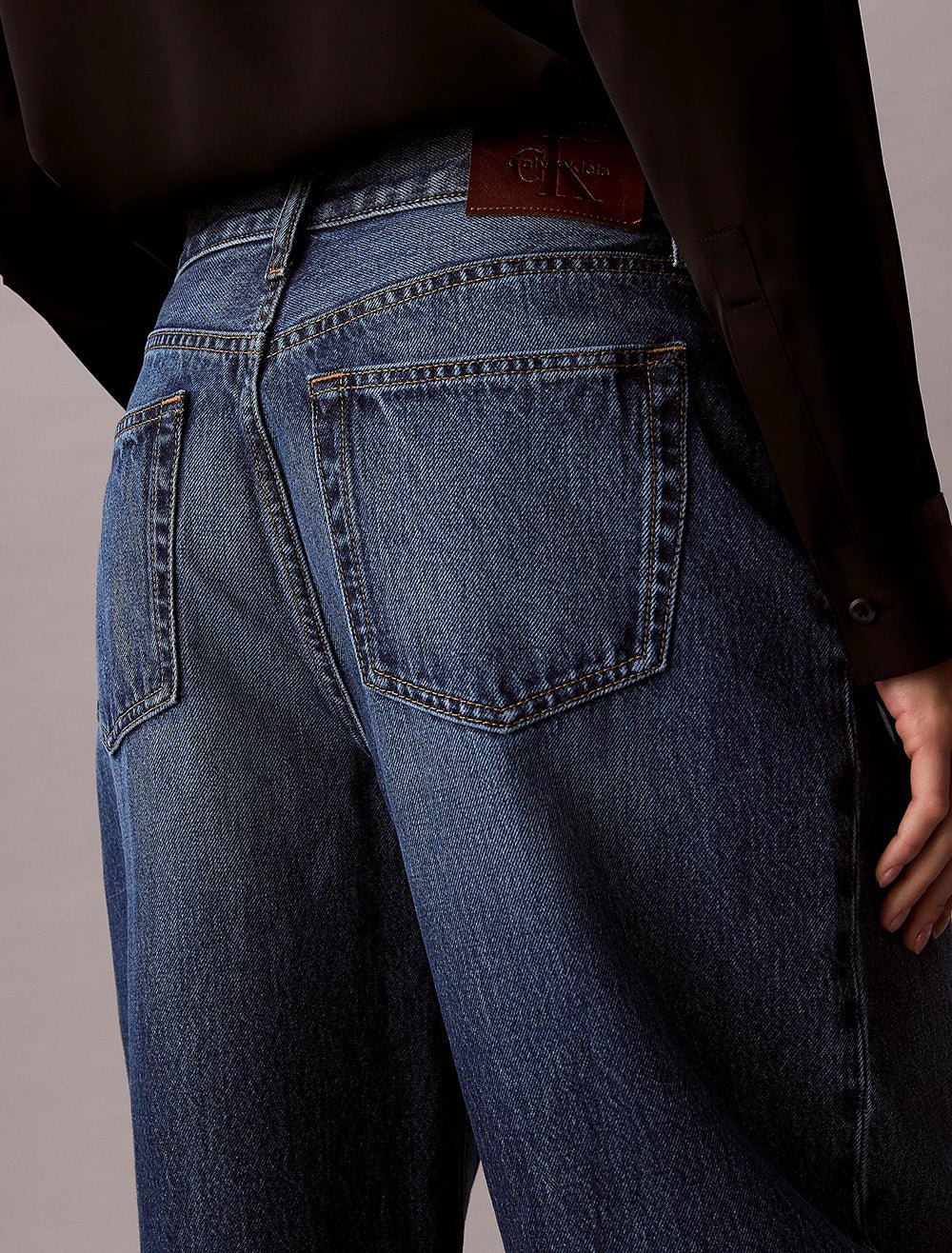 ג'ינס קלווין קליין Relaxed Barrel נשים