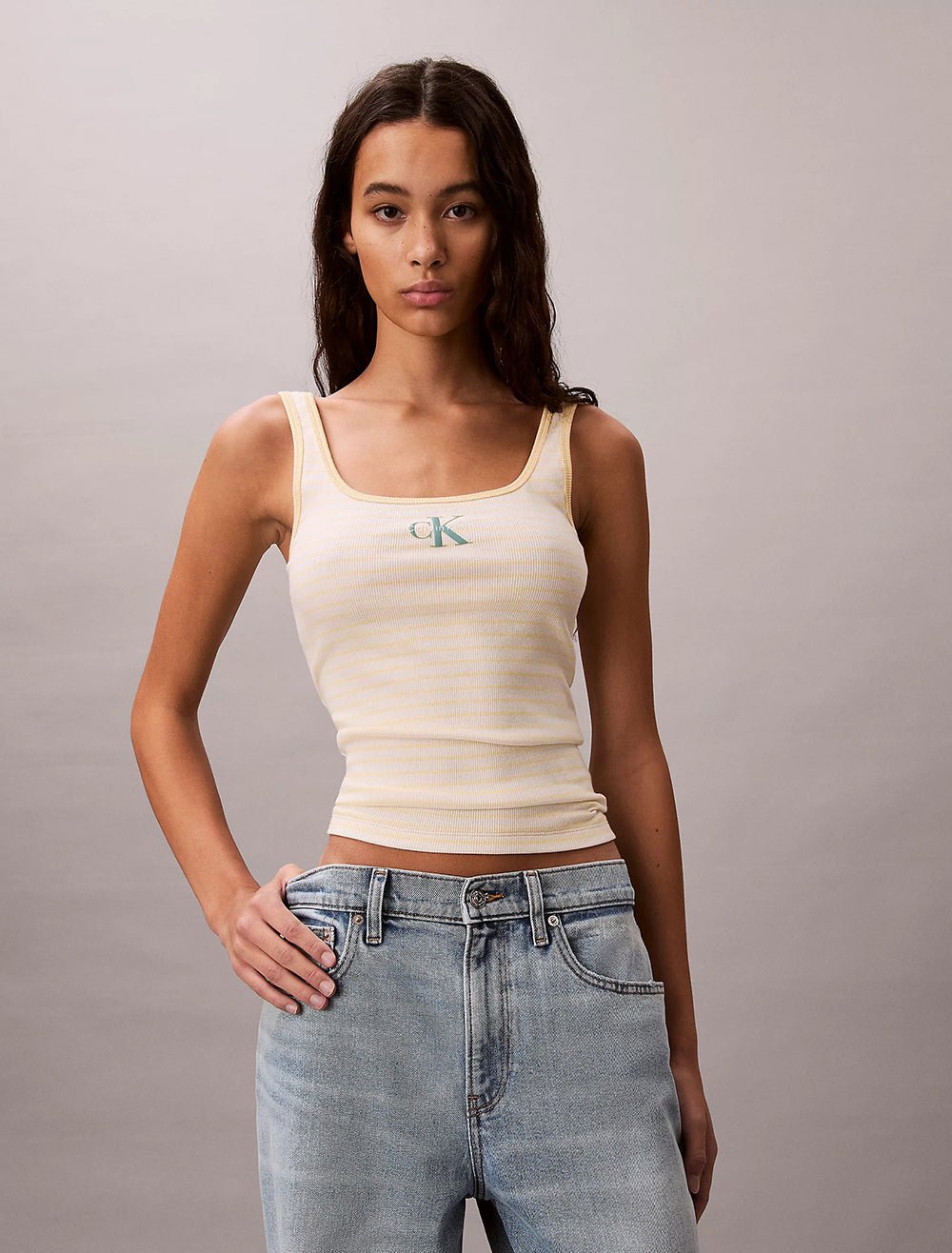 גופיה קלווין קליין Scoop Neck Ribbed נשים