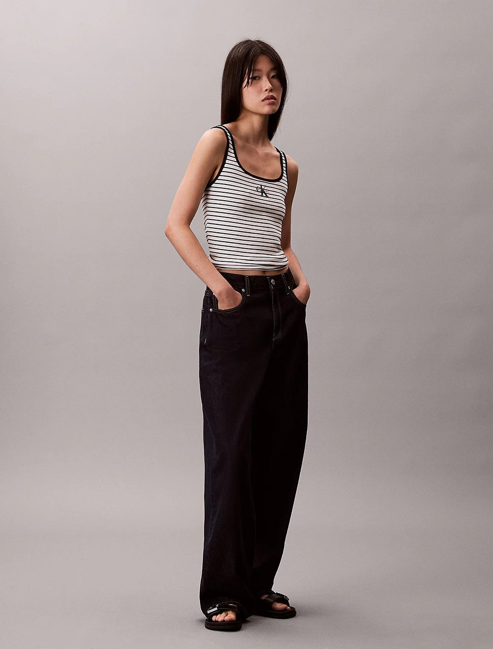 גופיה קלווין קליין Scoop Neck Ribbed נשים