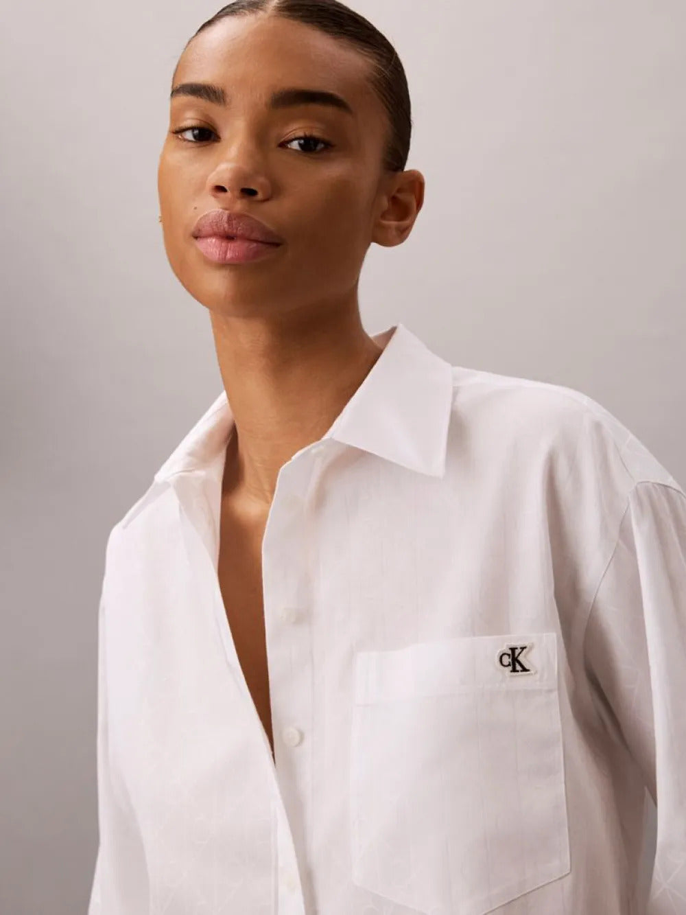חולצה מכופתרת קלווין קליין Cotton Poplin Jacquard Relaxed Shirt נשים