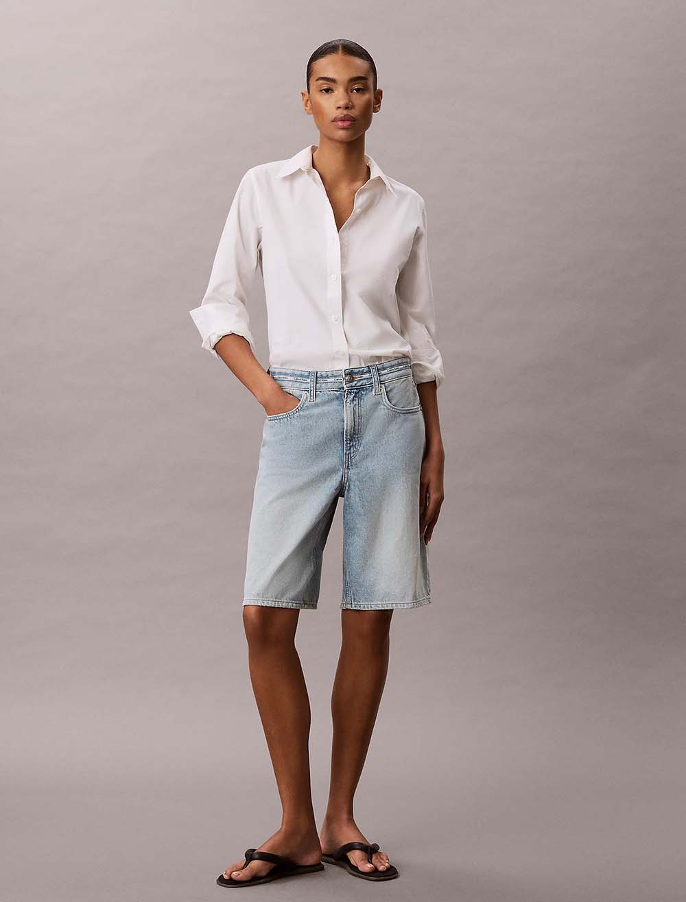 ג'ינס קצר קלווין קליין Relaxed Bermuda Short Fresh Water נשים