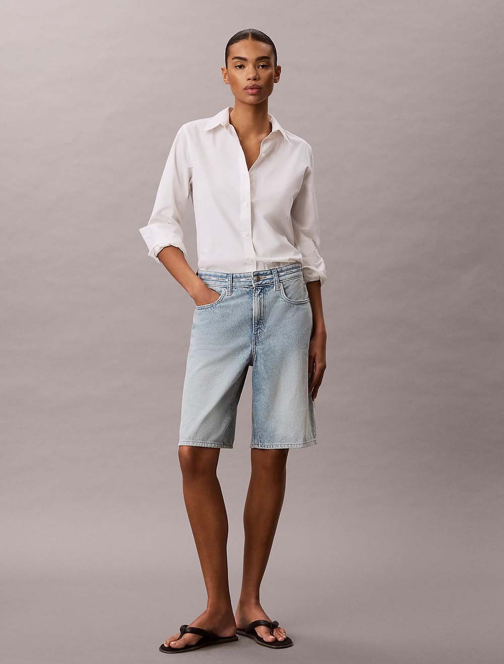 ג'ינס קצר קלווין קליין Relaxed Bermuda Short Fresh Water נשים