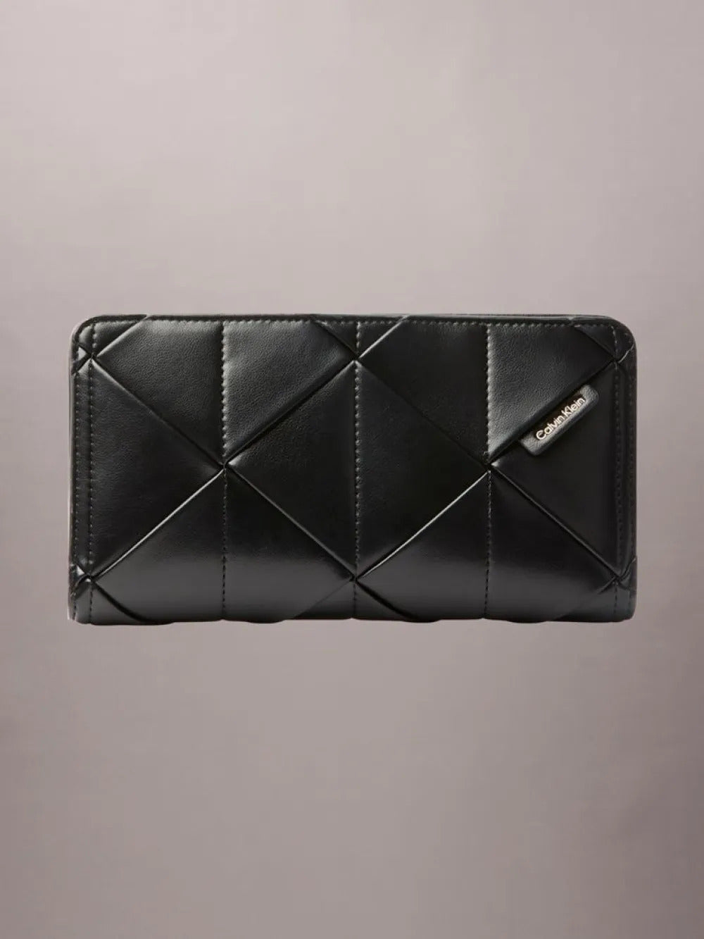 ארנק קלווין קליין Woven Passport Longfold נשים
