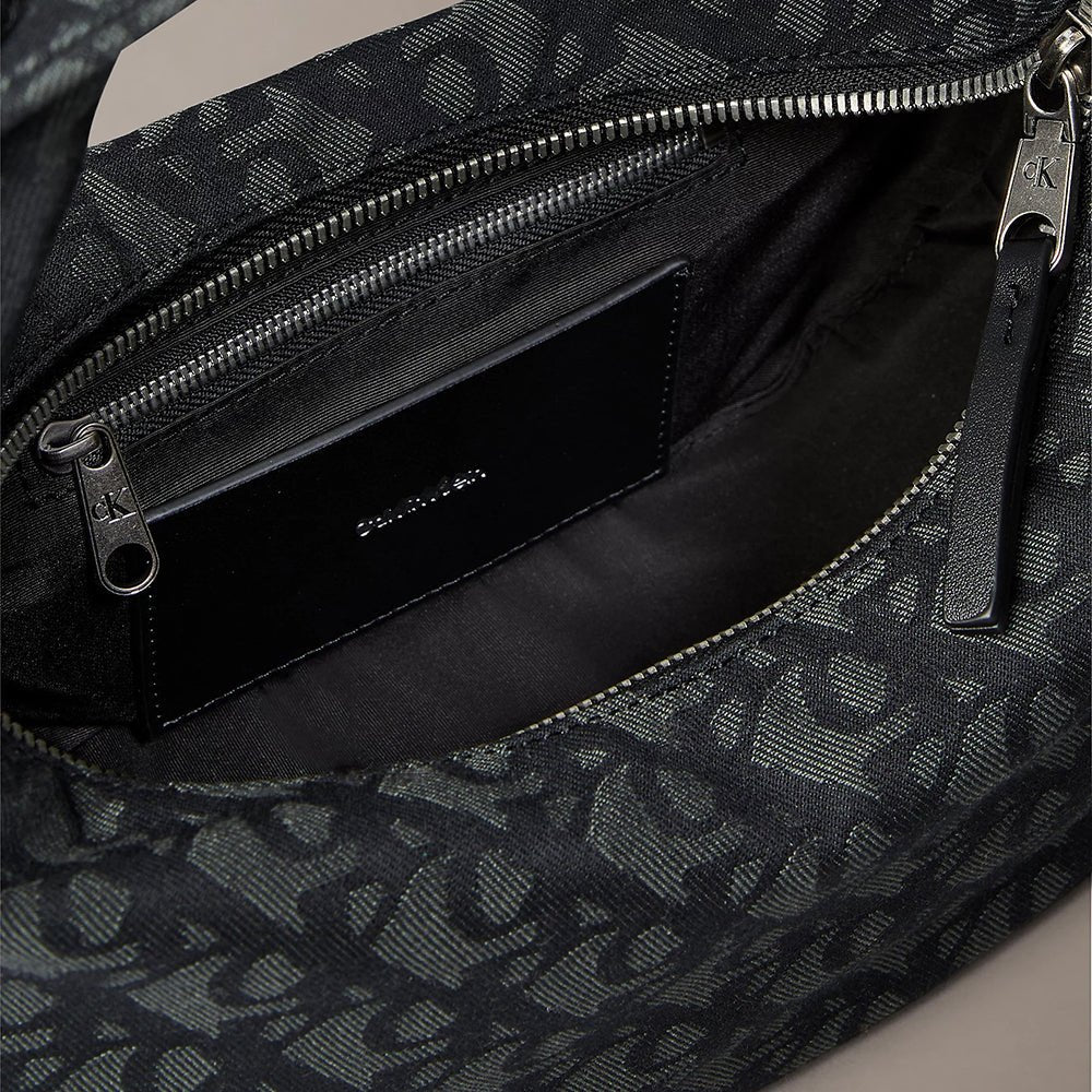 תיק קלווין קליין Logo Jacquard Hobo נשים