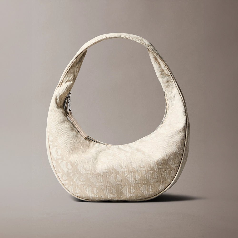 תיק קלווין קליין Logo Jacquard Hobo נשים