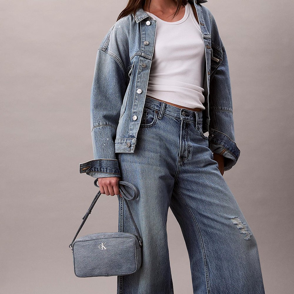 תיק קלווין קליין Denim Crossbody Camera נשים