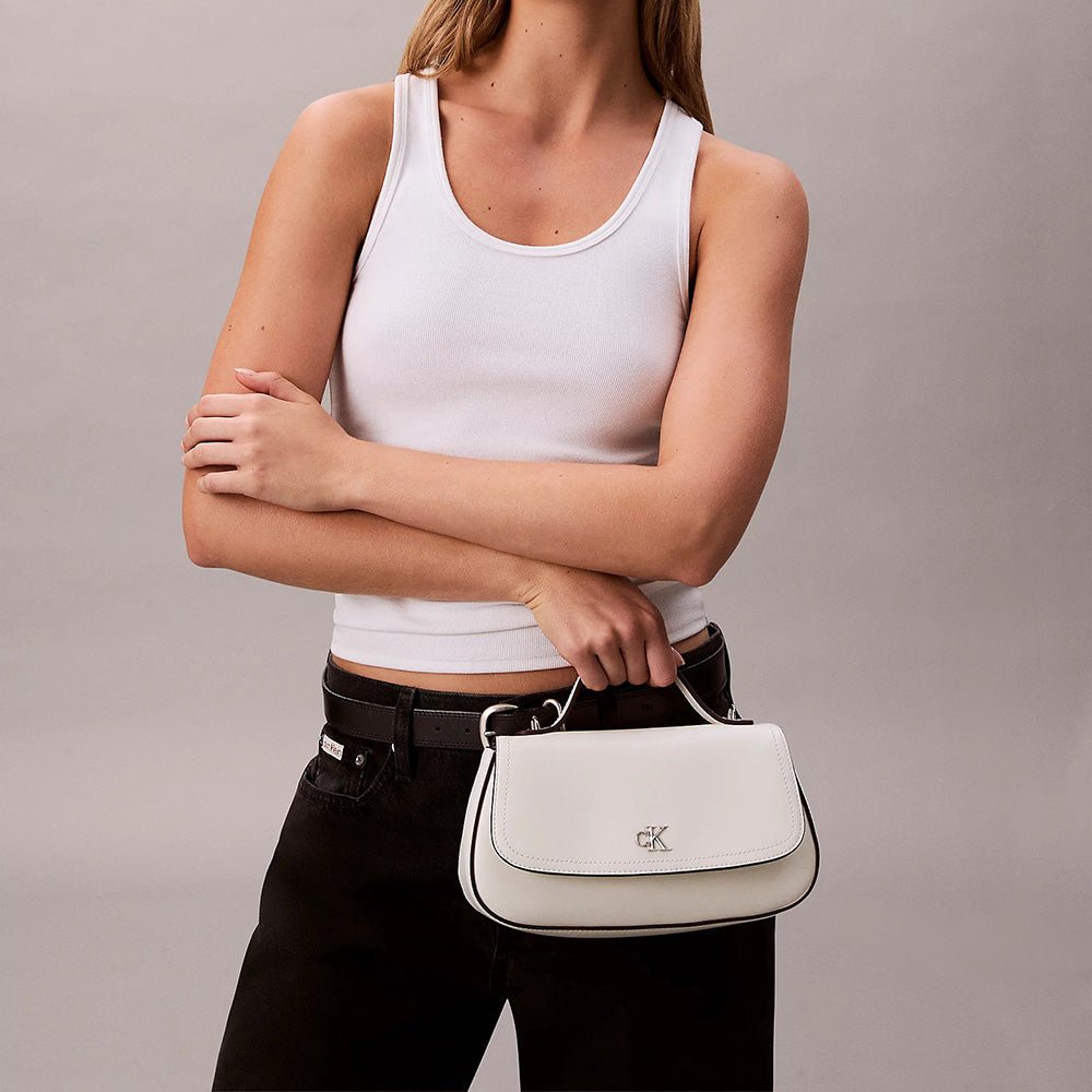 תיק קלווין קליין Monogram Logo Hardware Tote נשים