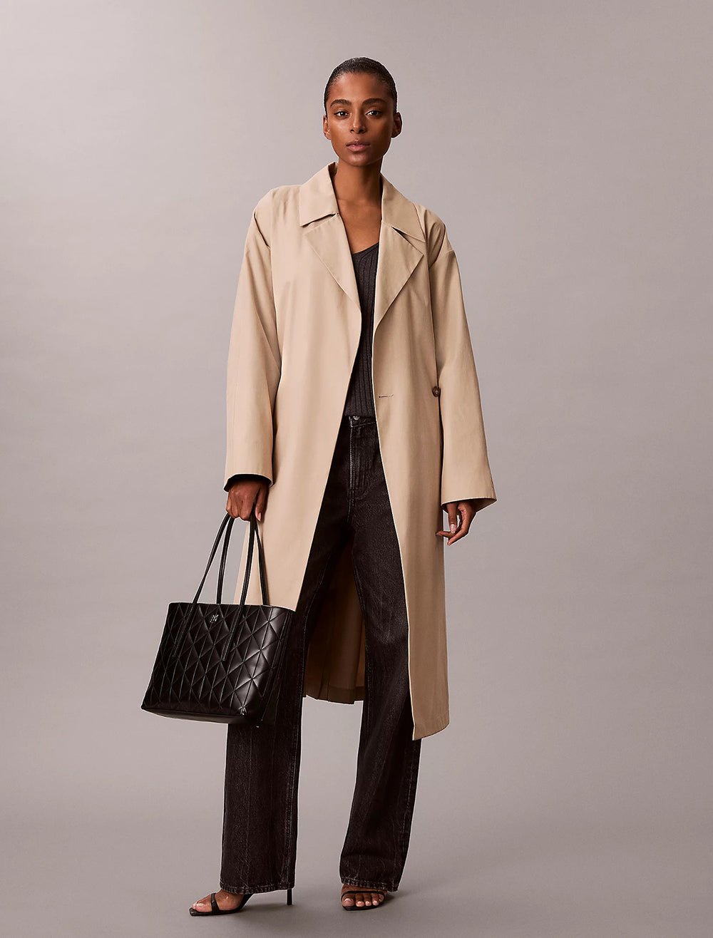 תיק קלווין קליין Quilted Emblem Logo Small נשים