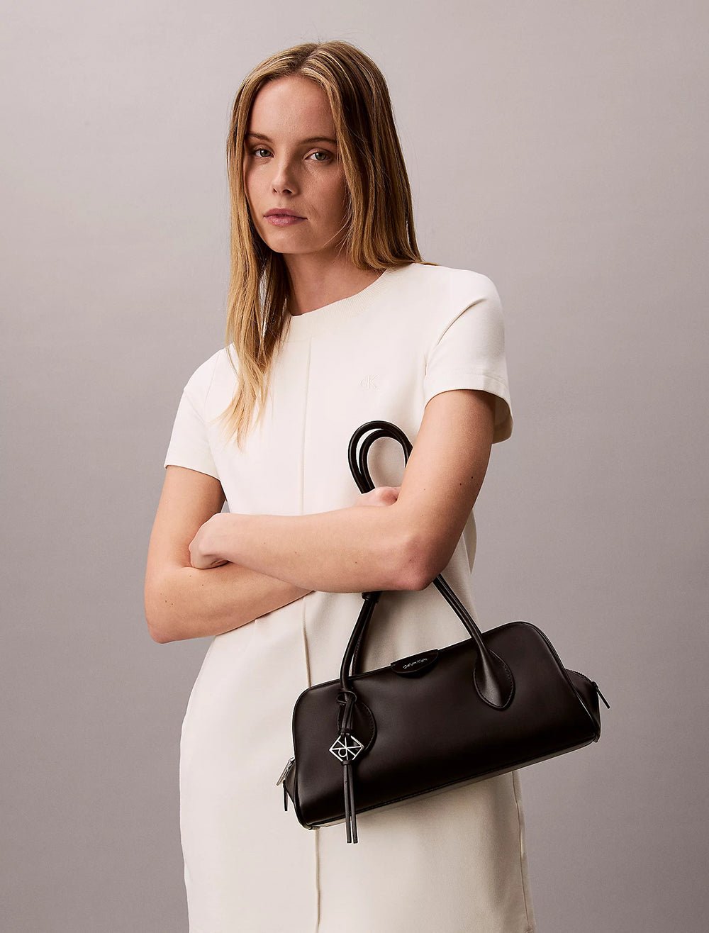 תיק קלווין קליין Multi Compartment Shoulder Bag נשים