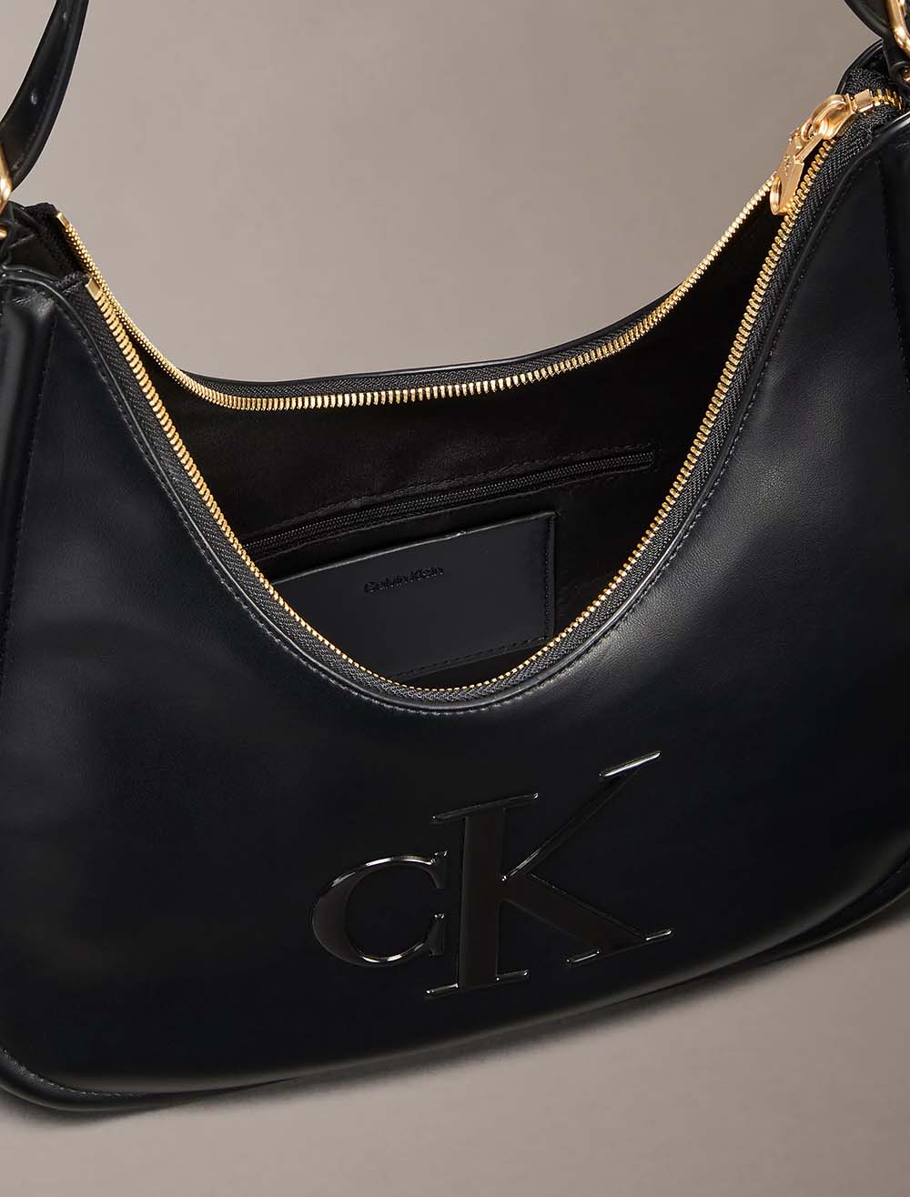 תיק קלווין קליין Bold Crescent Bag נשים