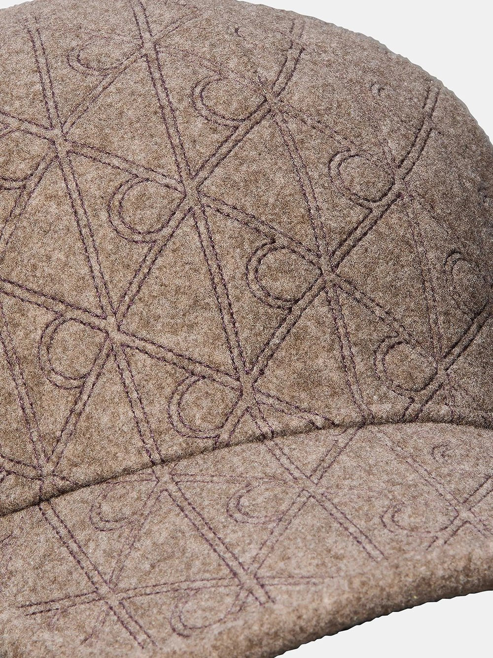 כובע קלווין קליין Aop Embroidered Wool Felt Cap נשים - ck-LV04F5093G-BAM-One-Size