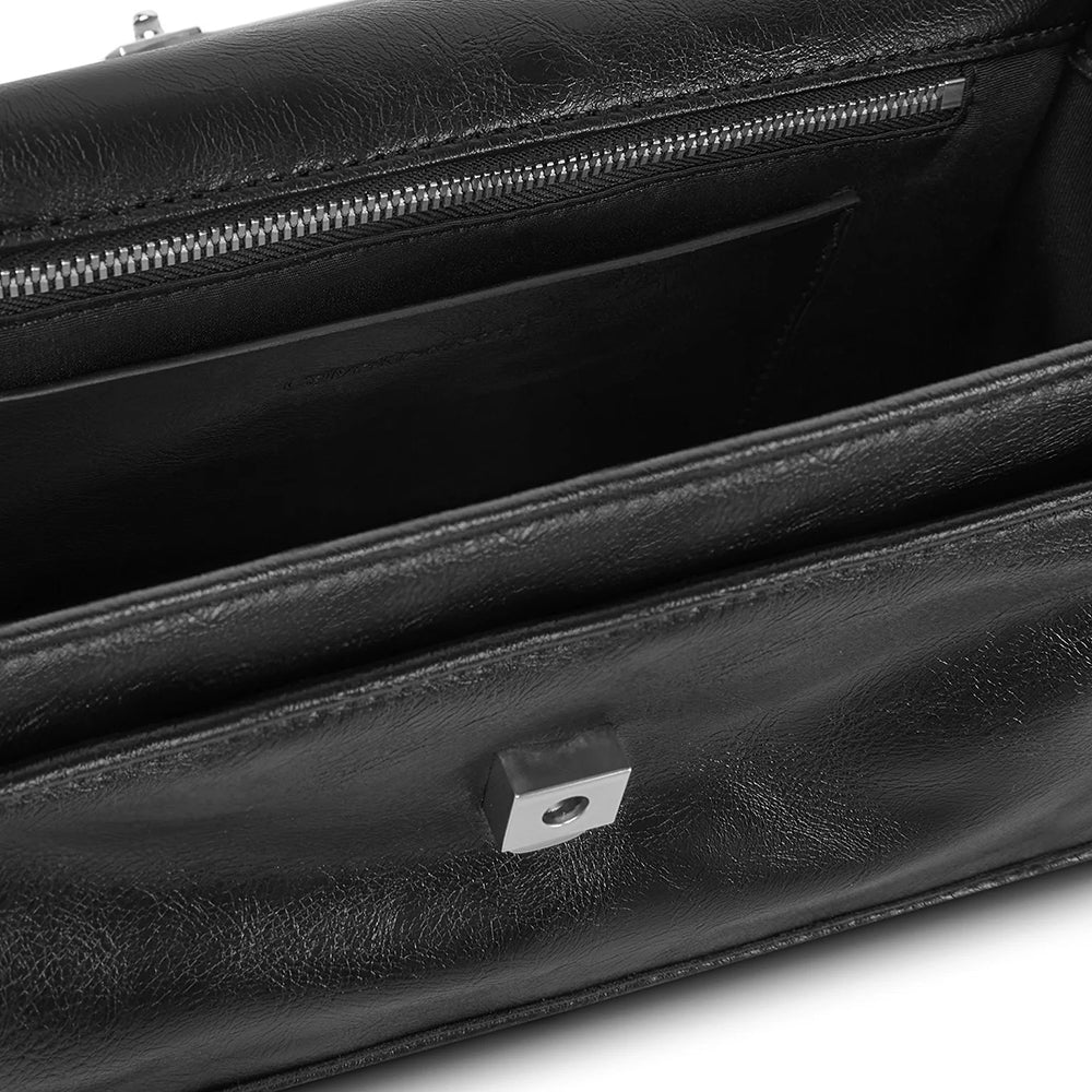 תיק קלווין קליין Flap Conv Chain נשים