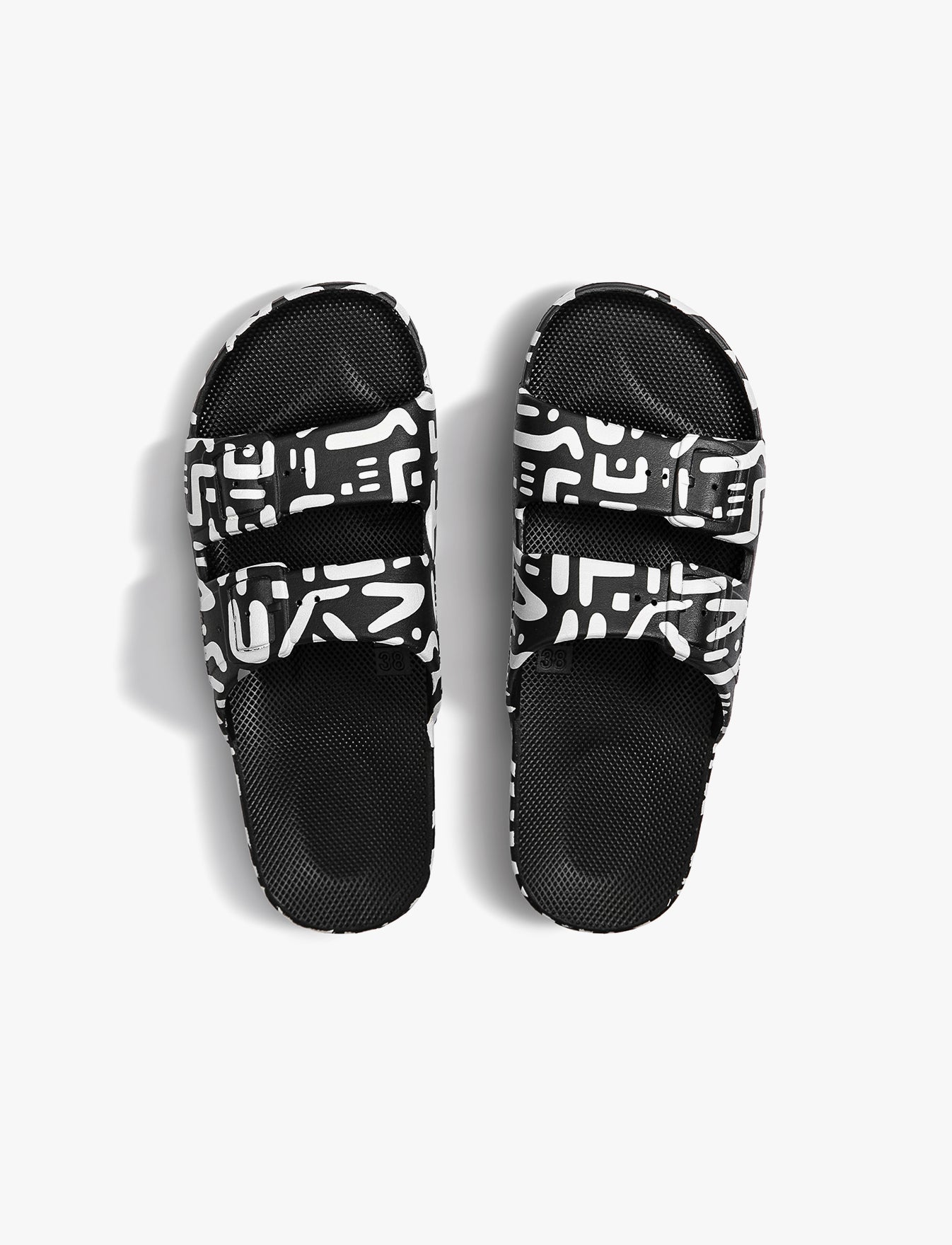 Freedom Moses Primo Black- כפכפים לנשים מוזס בצבע שחור בהדפס מיוחד