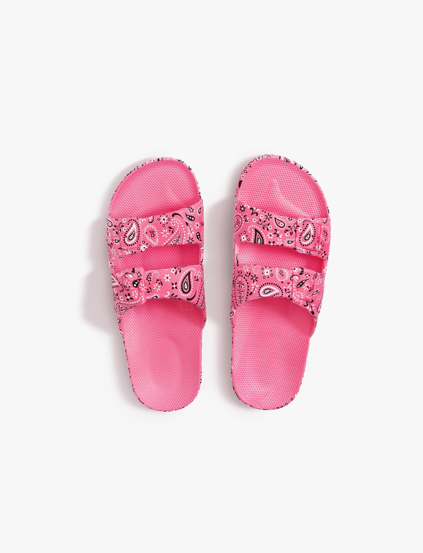 Fredoom Moses Kids Ringo Glow- כפכפים לילדים מוזס בצבע ורוד בהדפס בנדנה