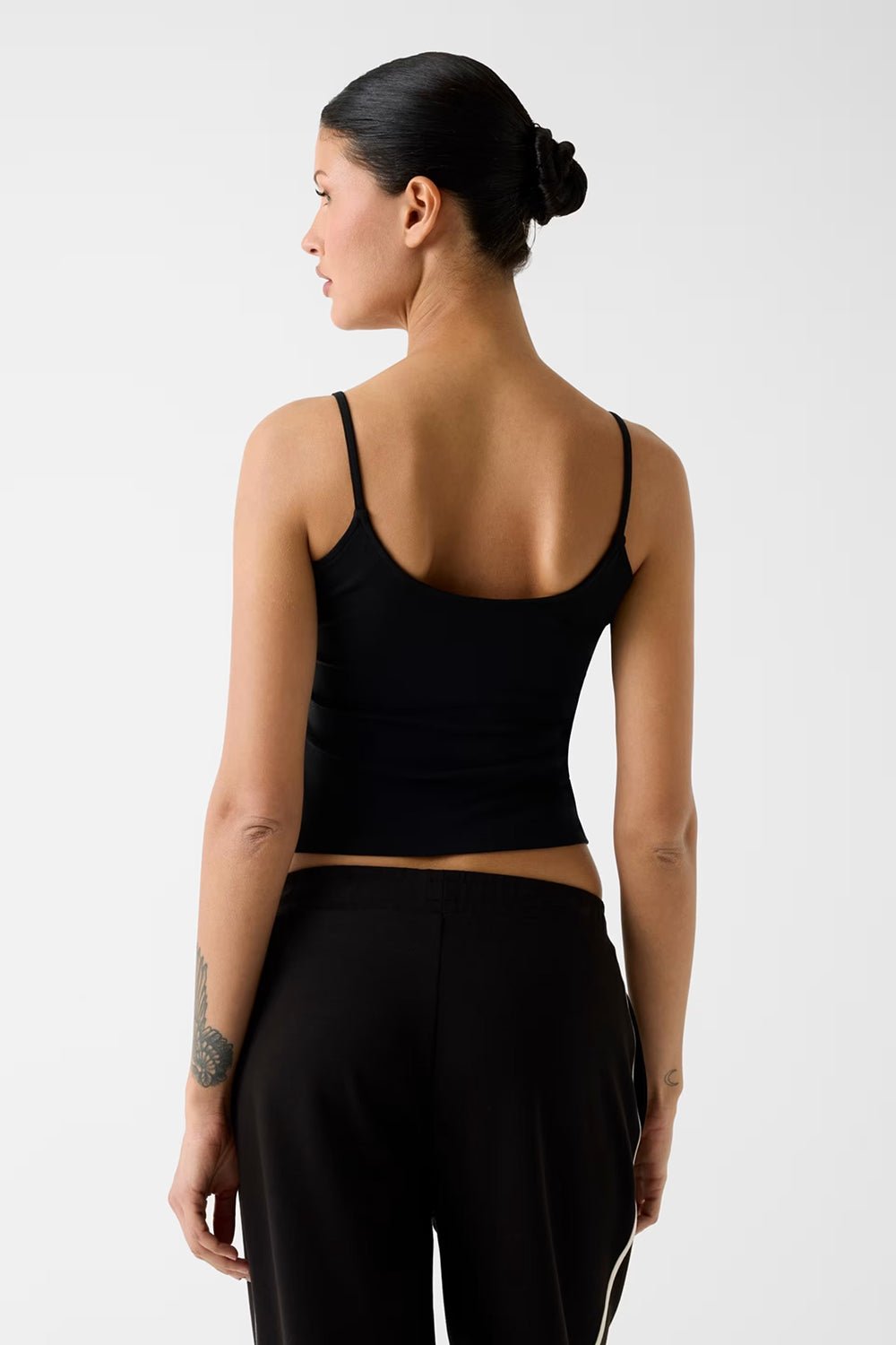 גופיה Guess Rib-Knit Top נשים