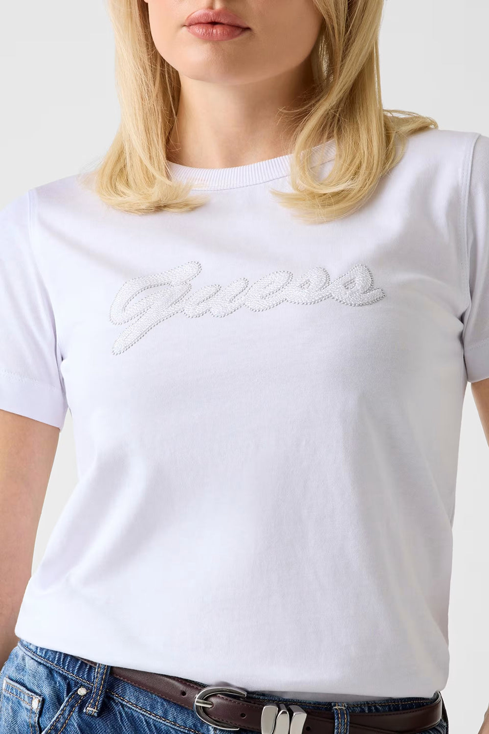 חולצת טישירט קצרה Guess Organic Stream Jersey נשים