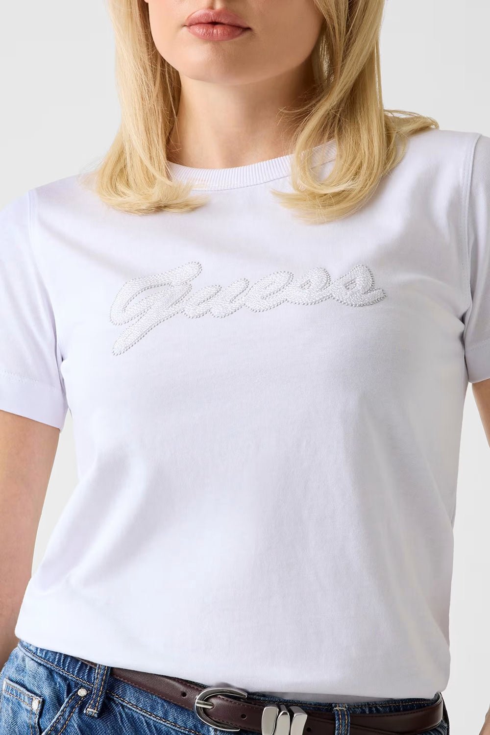 חולצת טישירט קצרה Guess Organic Stream Jersey נשים