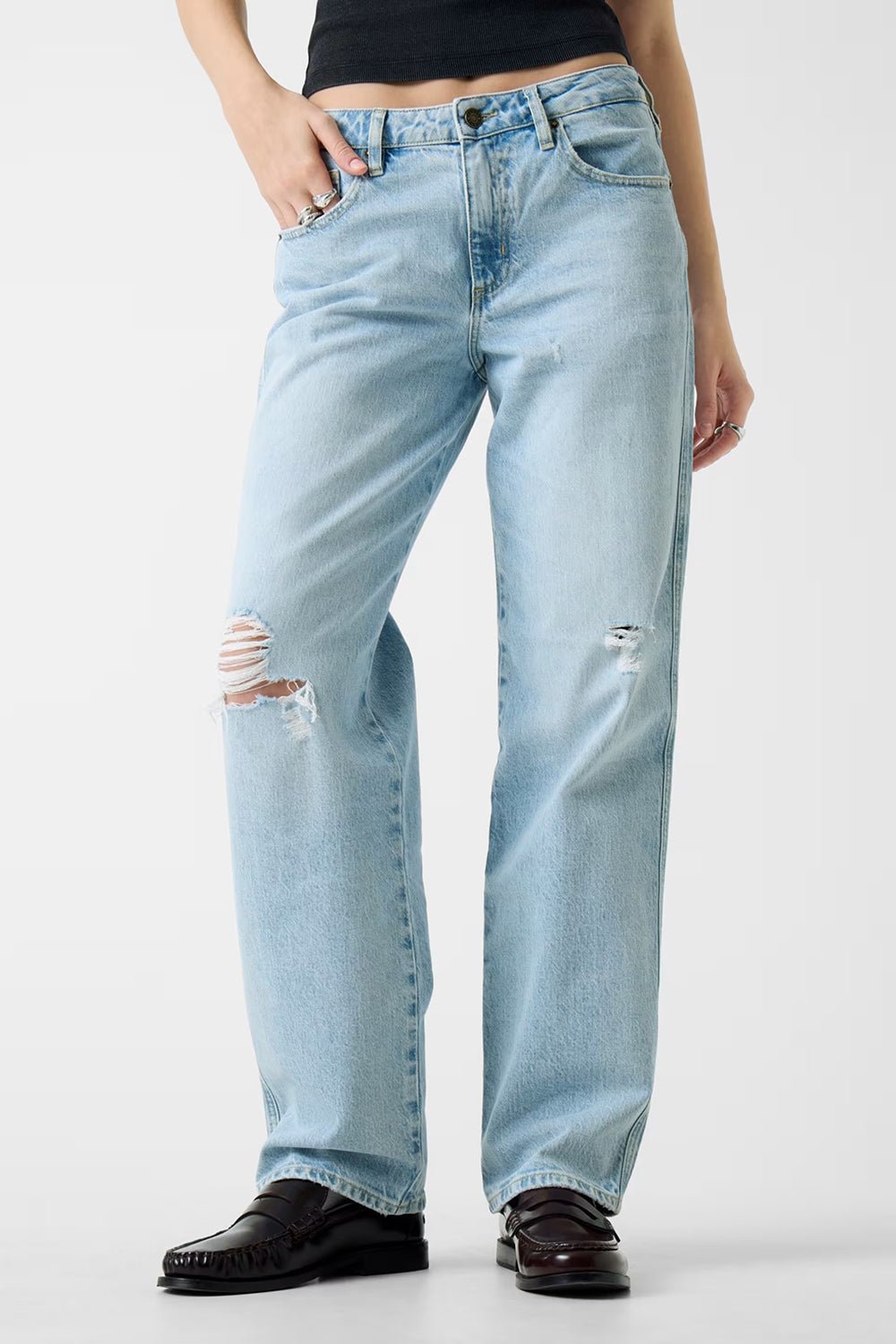ג'ינס Guess Estroyed Straight-Leg Boyfriend נשים