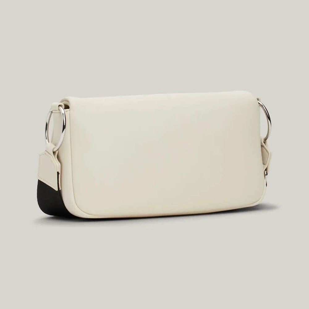 תיק טומי הילפיגר Bold Elongated Flap Cross נשים