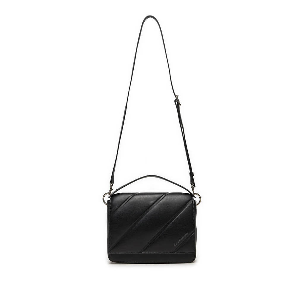 תיק קלווין קליין Quilted Boxy Flap נשים