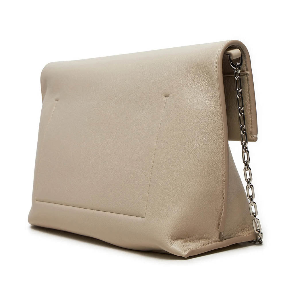 תיק קלווין קליין Linear Shoulder Pebble נשים