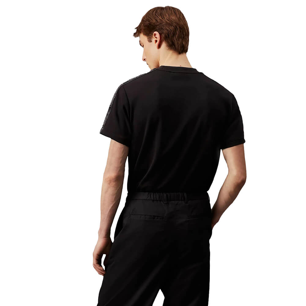 חולצת טישרט קלווין קליין קצרה Logo Tape Raglan גברים