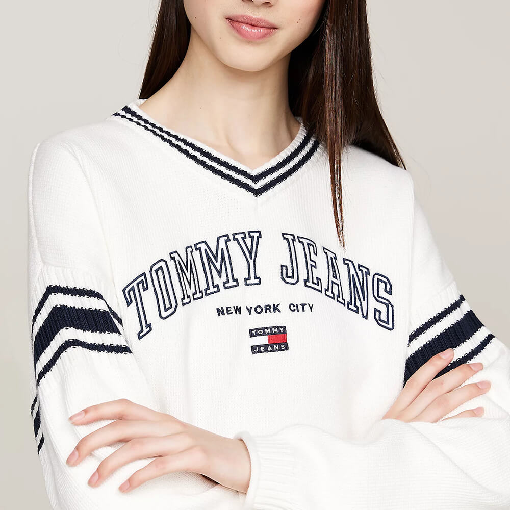 סריג טומי הילפיגר Varsity V-Neck נשים