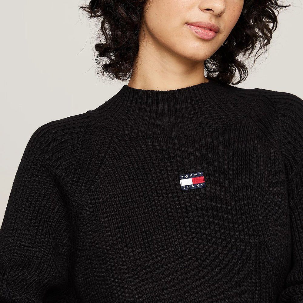 סוודר טומי הילפיגר Badge Mockneck נשים