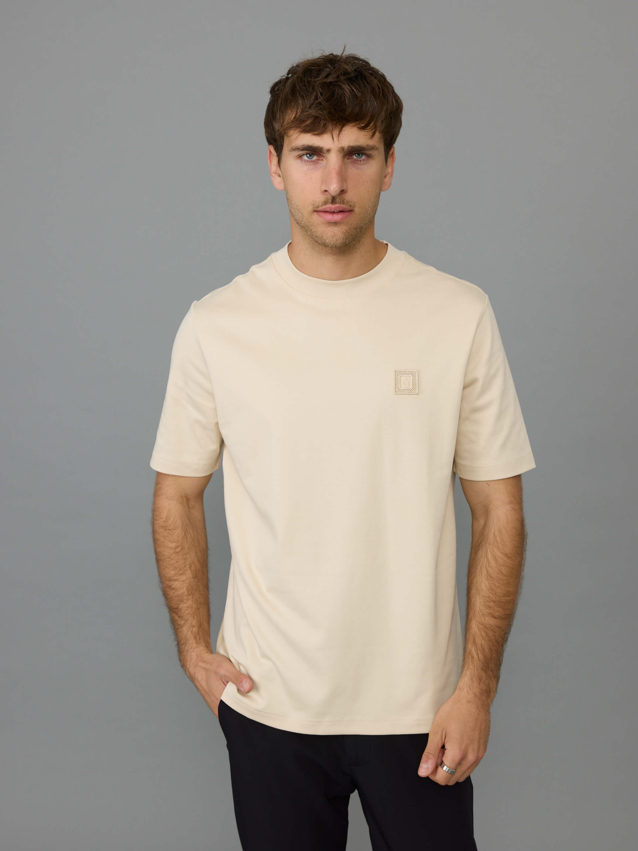 חולצת טישירט קצרה אליקסיר Back Large Embroidered Logo גברים
